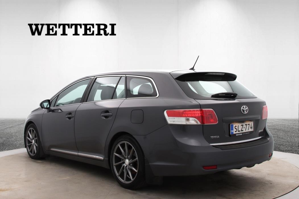 TOYOTA Avensis 2009
