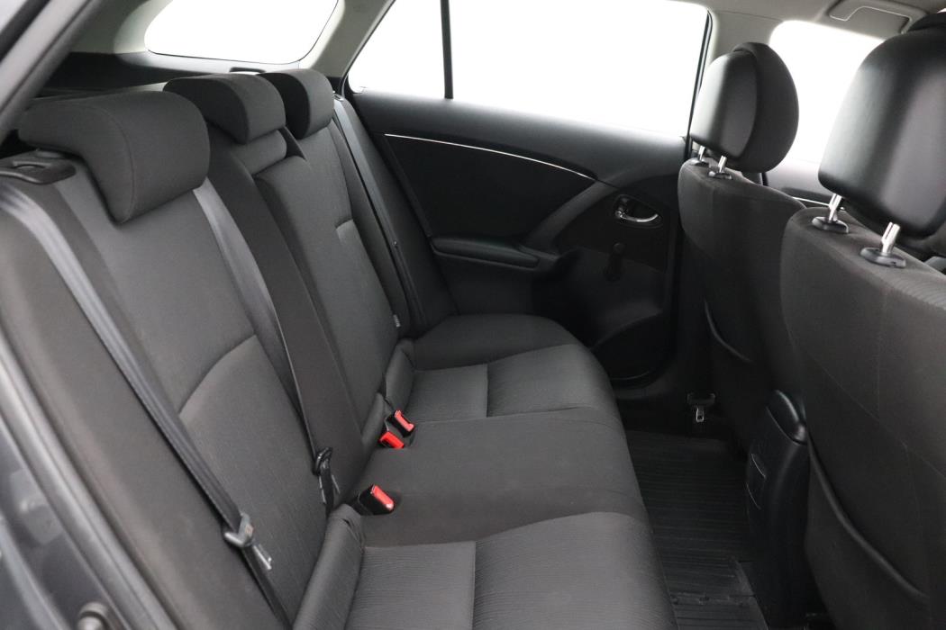 TOYOTA Avensis 2009