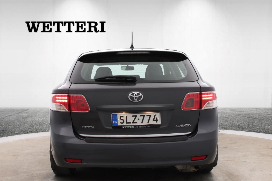 TOYOTA Avensis 2009