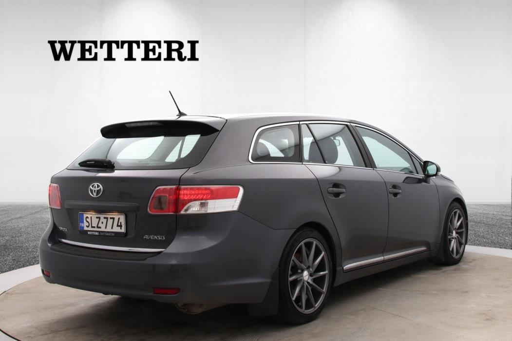 TOYOTA Avensis 2009