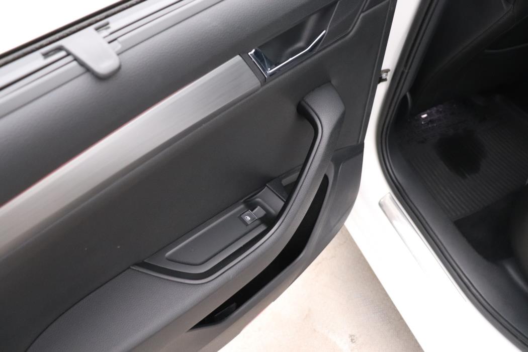 SKODA Superb 2018