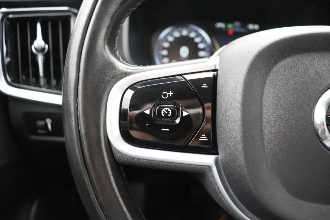 VOLVO V90 Cross Country 2020