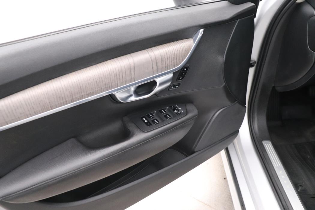 VOLVO V90 Cross Country 2020