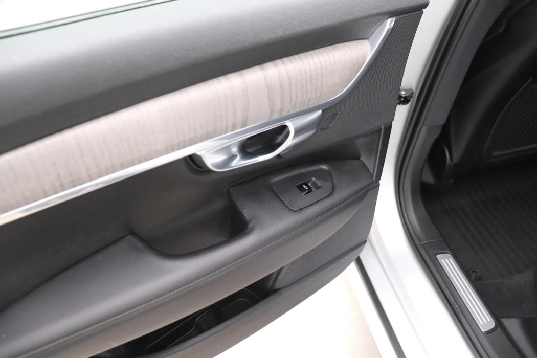 VOLVO V90 Cross Country 2020