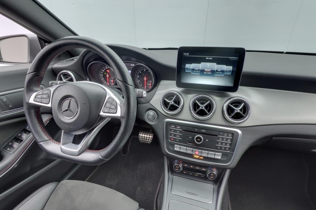 MERCEDES-BENZ CLA 2018