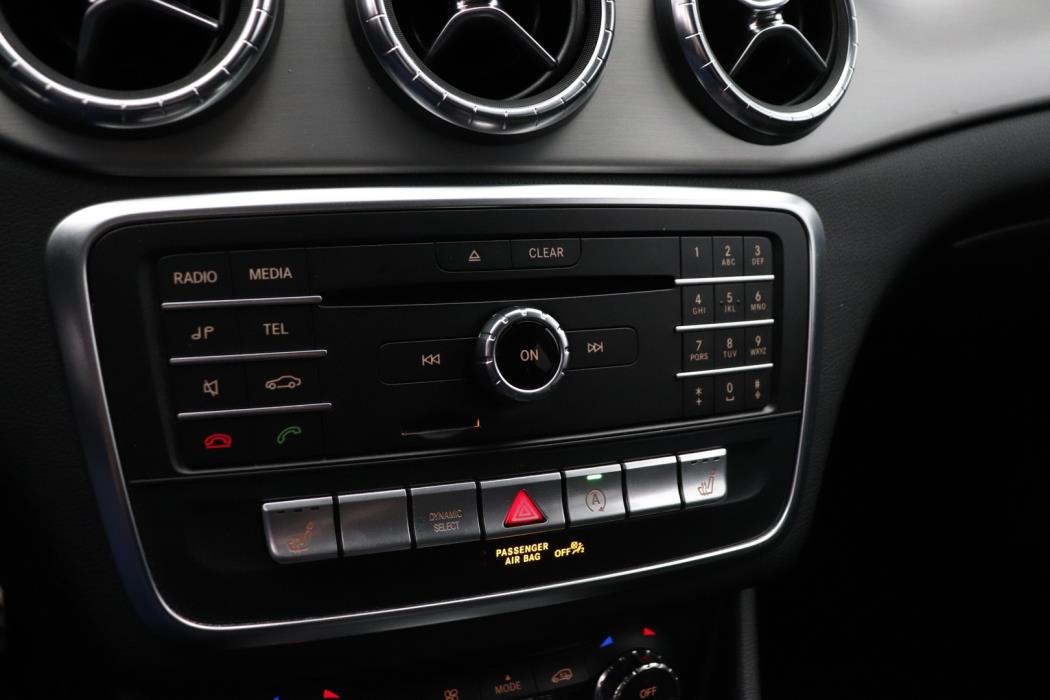 MERCEDES-BENZ CLA 2018