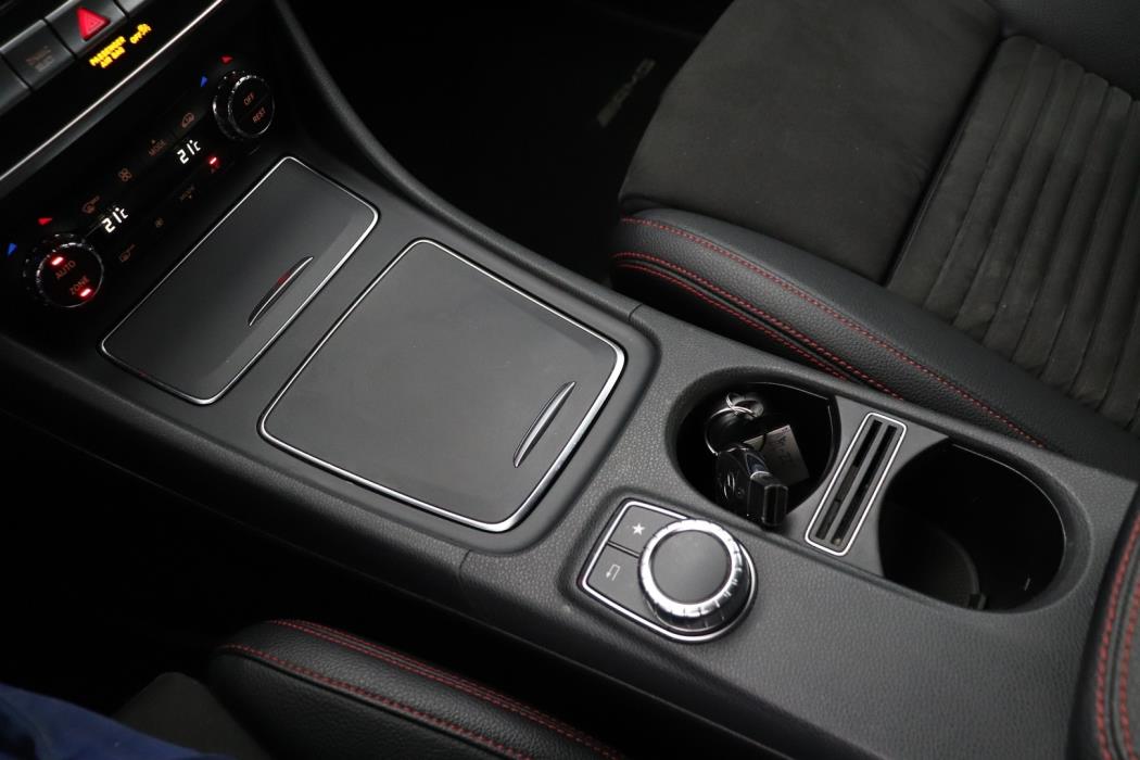 MERCEDES-BENZ CLA 2018