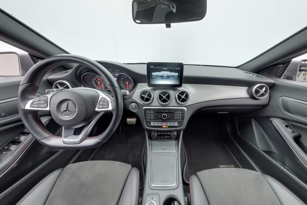 MERCEDES-BENZ CLA 2018