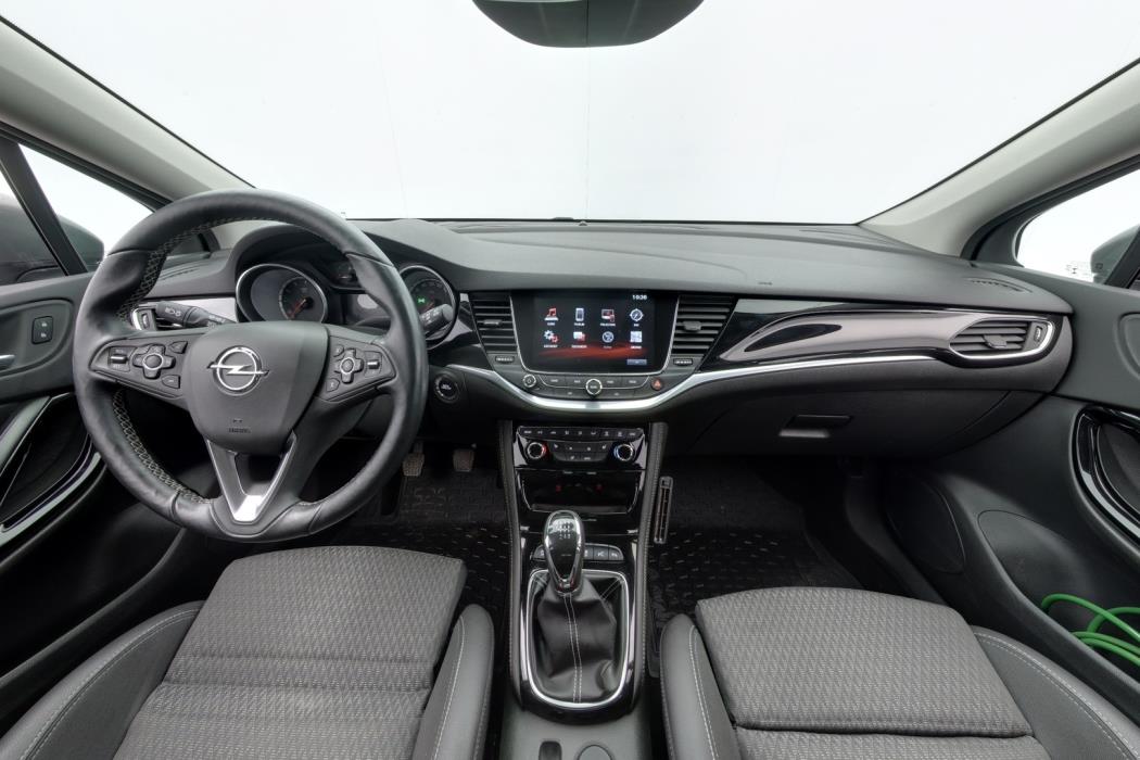 OPEL Astra 2017