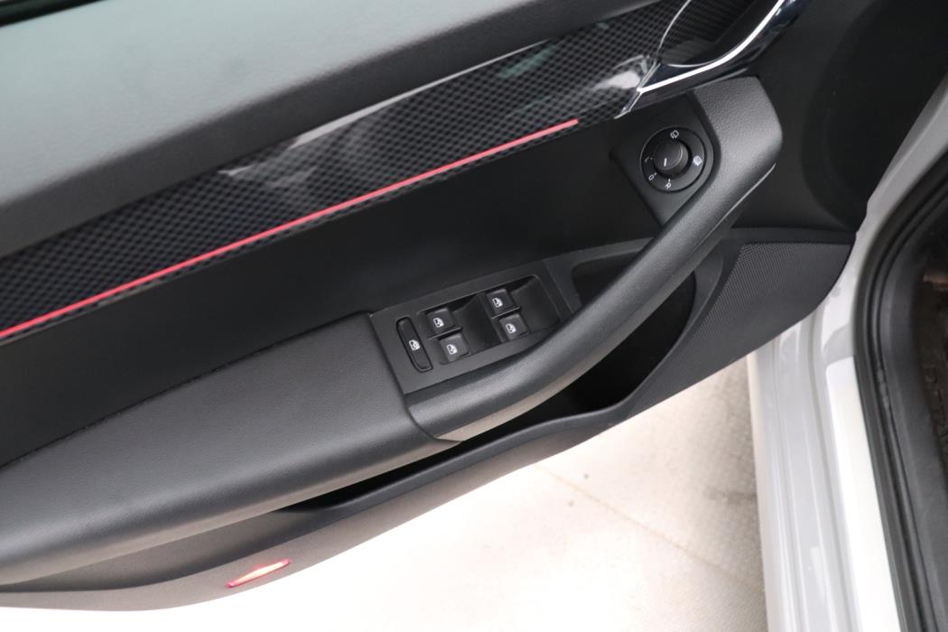 SKODA Octavia 2018
