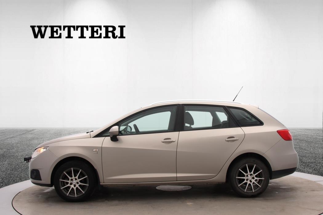 SEAT Ibiza ST 2011