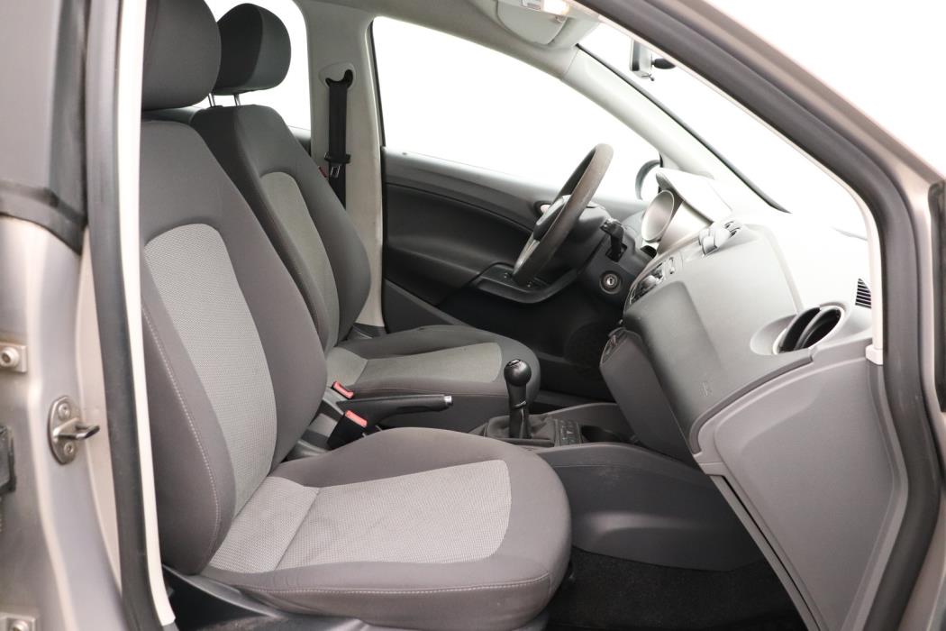 SEAT Ibiza ST 2011