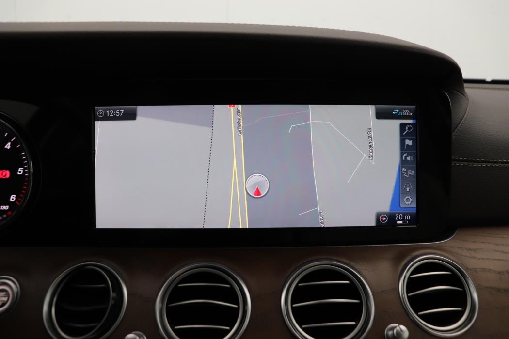 MERCEDES-BENZ E 2018