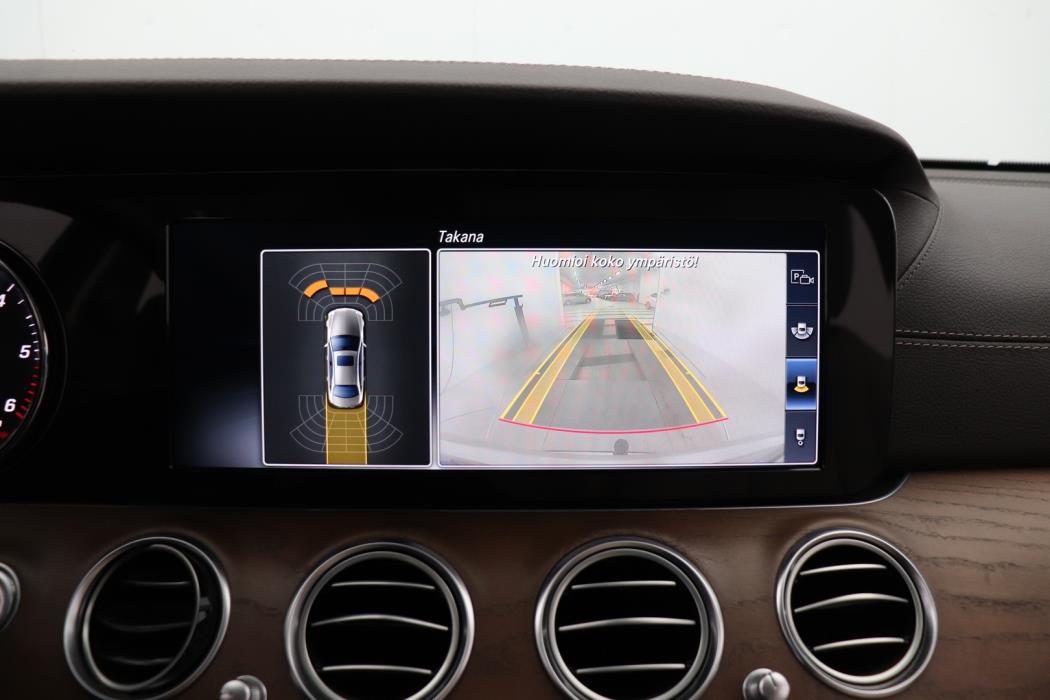 MERCEDES-BENZ E 2018