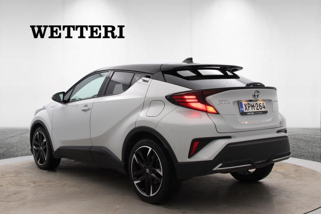 TOYOTA C-HR 2021