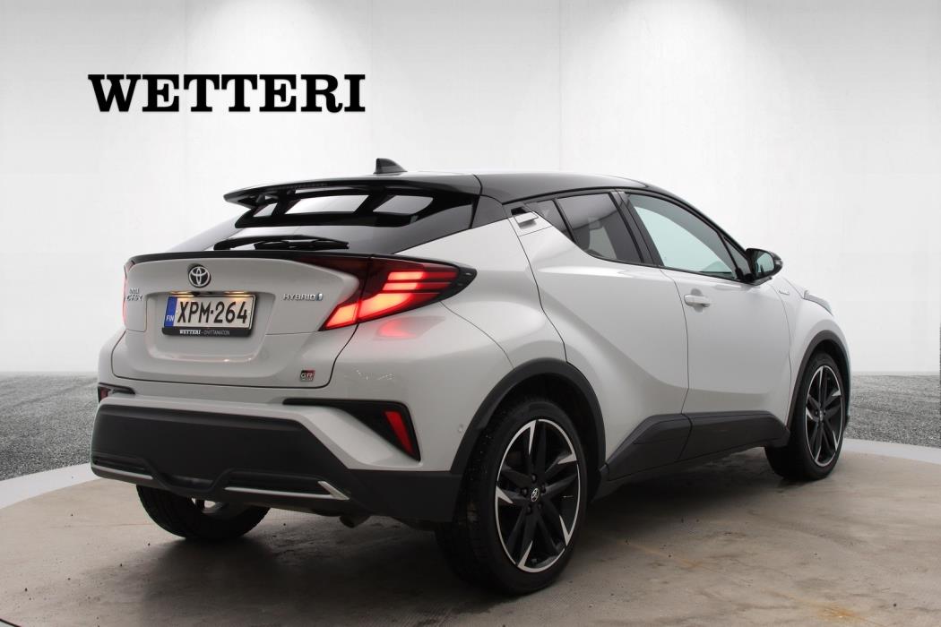 TOYOTA C-HR 2021