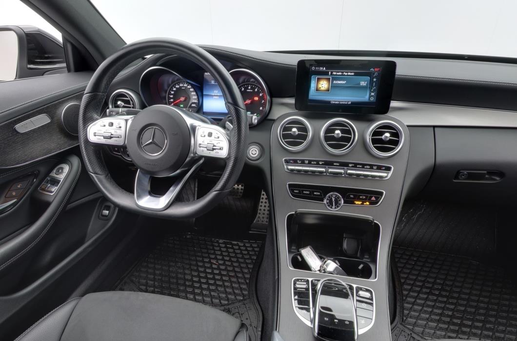 MERCEDES-BENZ C 2022