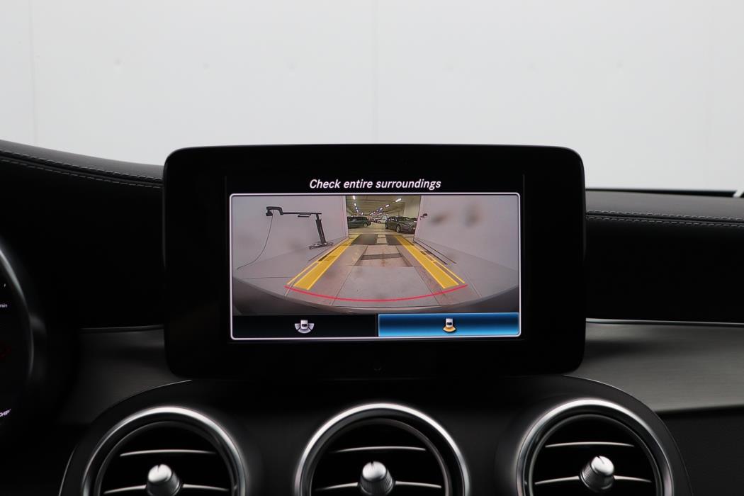 MERCEDES-BENZ C 2022