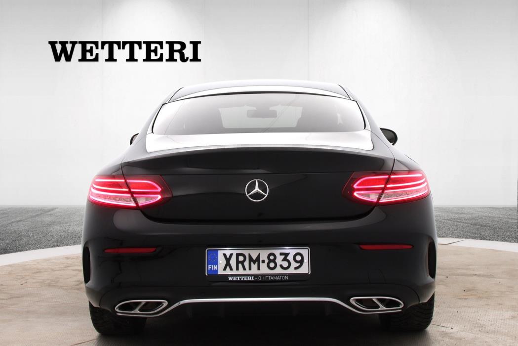 MERCEDES-BENZ C 2022