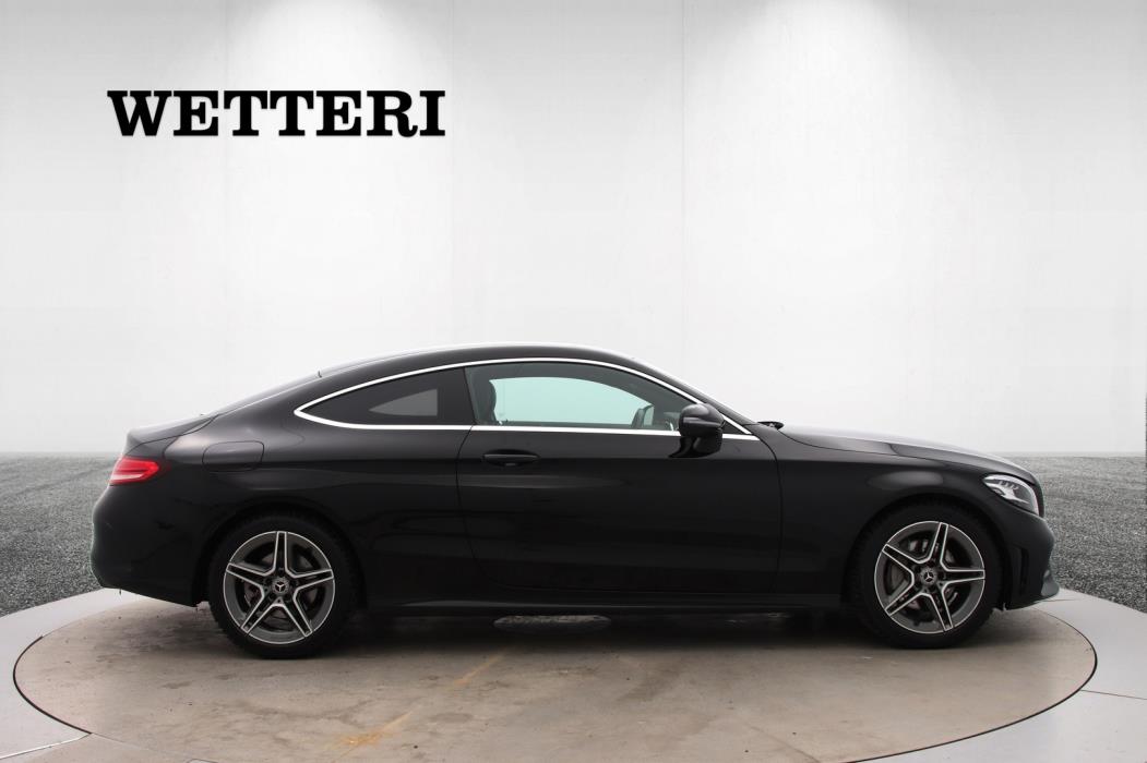 MERCEDES-BENZ C 2022