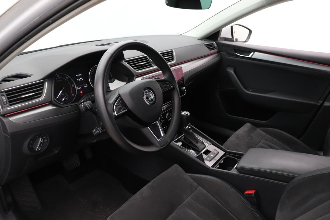 SKODA Superb 2019