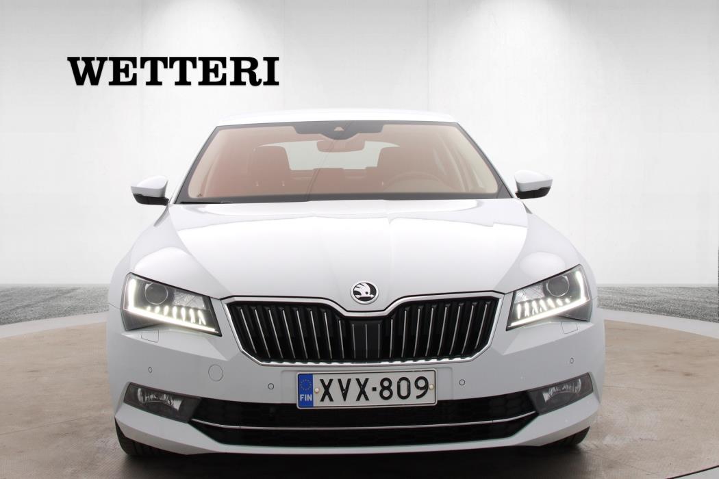 SKODA Superb 2019