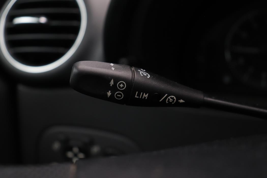 MERCEDES-BENZ CLK 2002