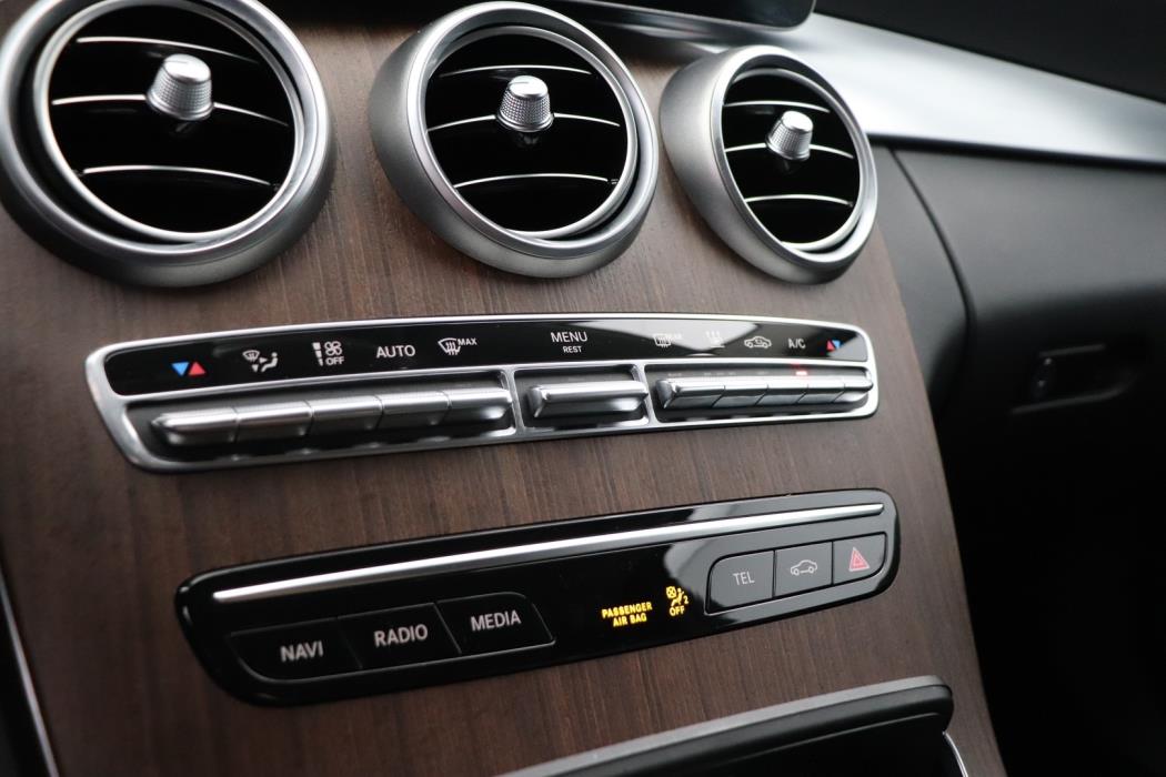 MERCEDES-BENZ C 2020