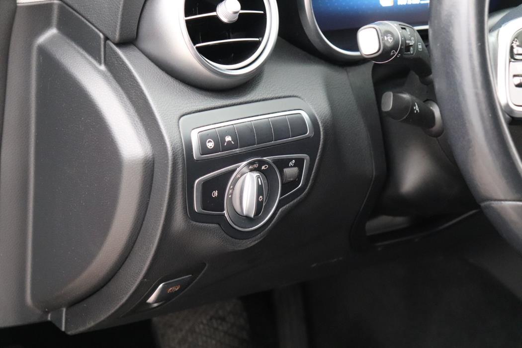 MERCEDES-BENZ C 2020