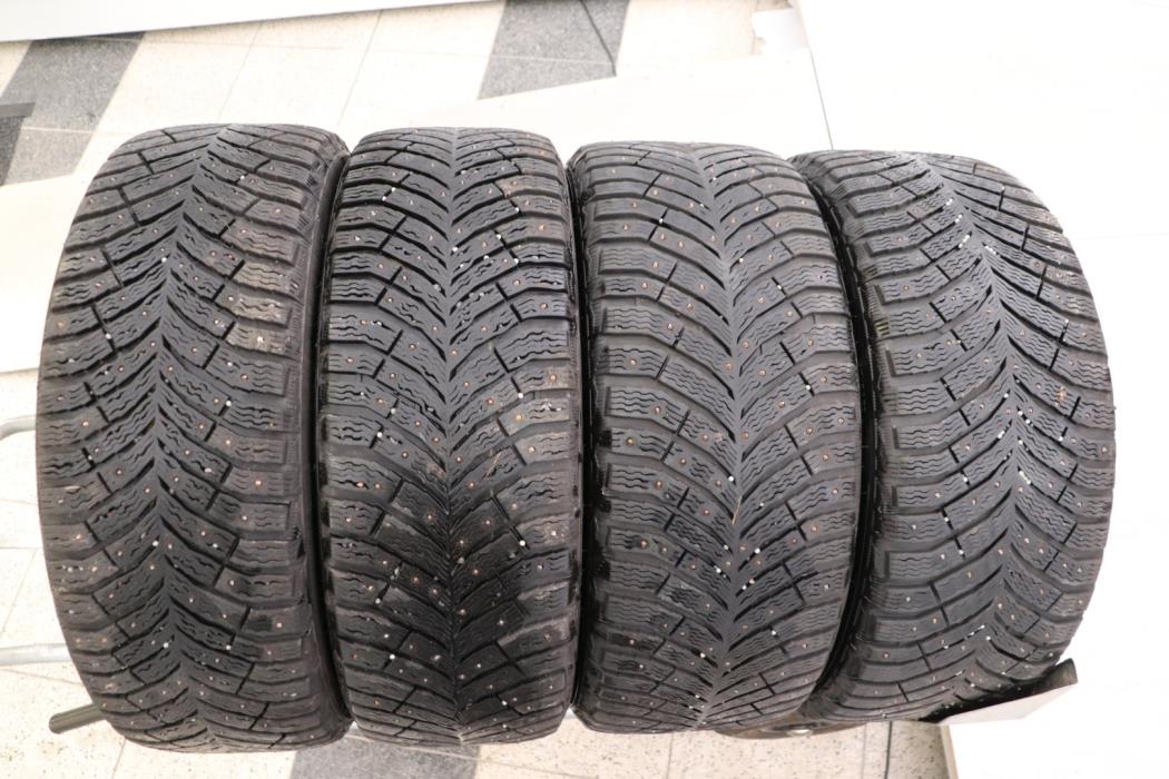 MERCEDES-BENZ C 2020