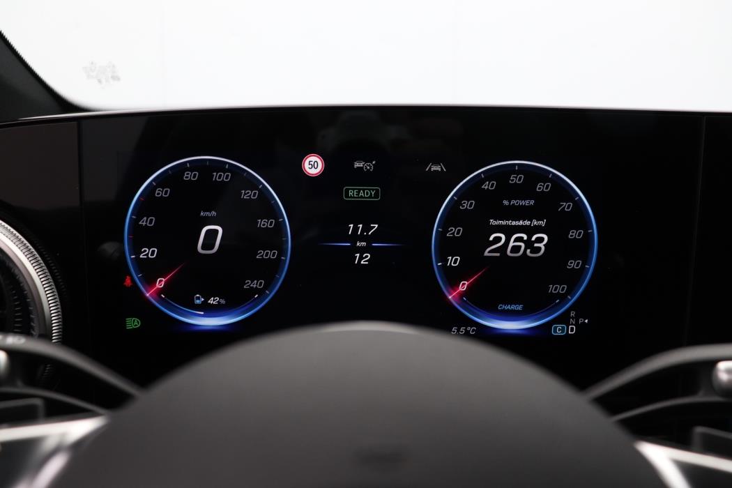MERCEDES-BENZ GLC 2026