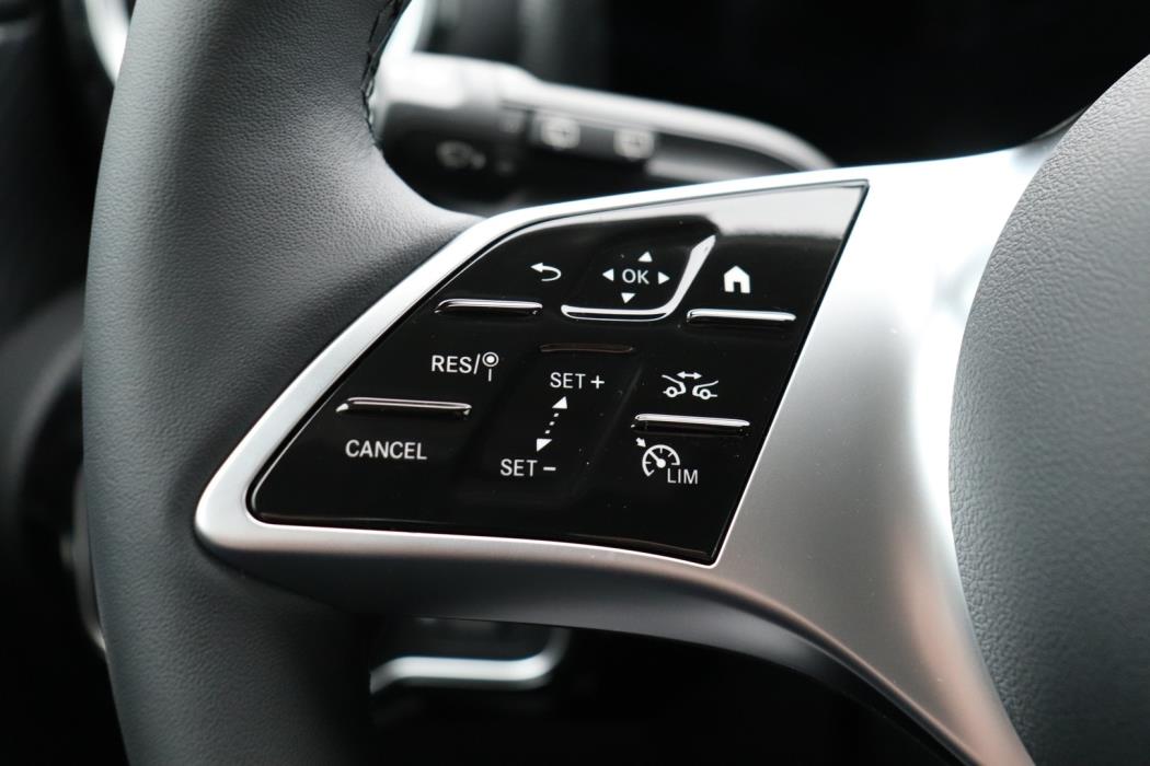 MERCEDES-BENZ A 2026