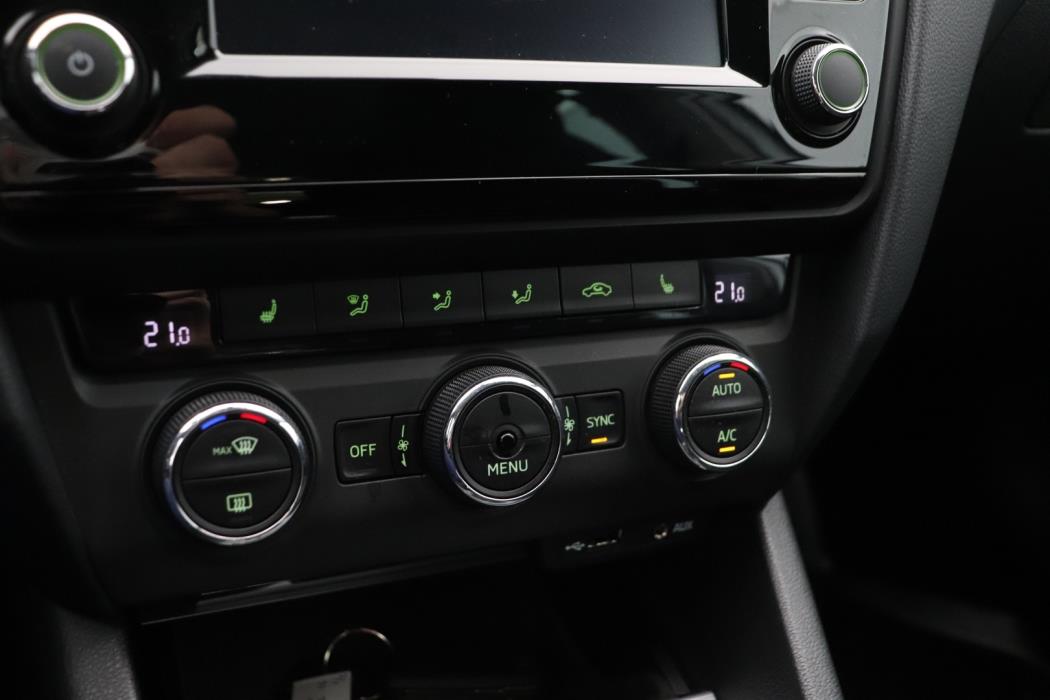 SKODA Octavia 2016