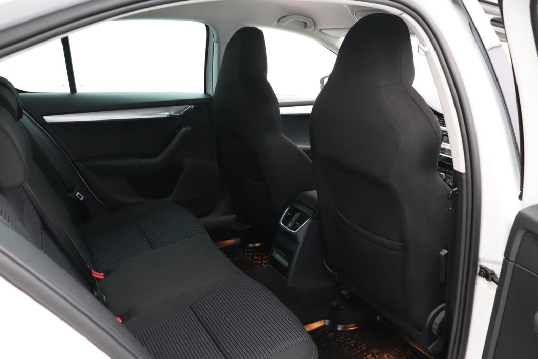 SKODA Octavia 2016