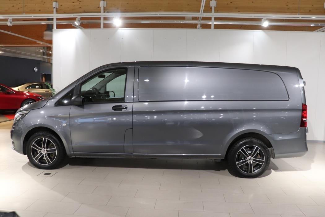 MERCEDES-BENZ Vito 2022