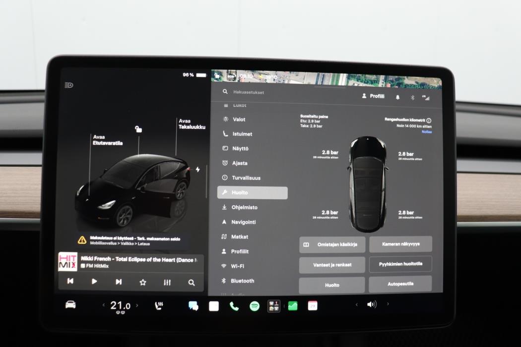 TESLA Model Y 2025