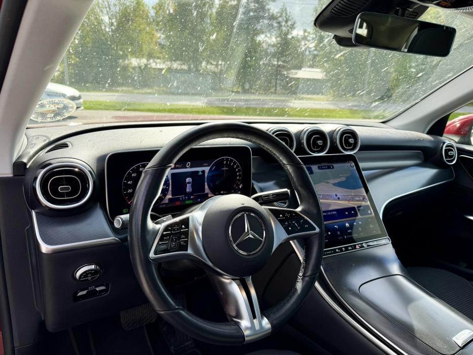 MERCEDES-BENZ GLC 2025