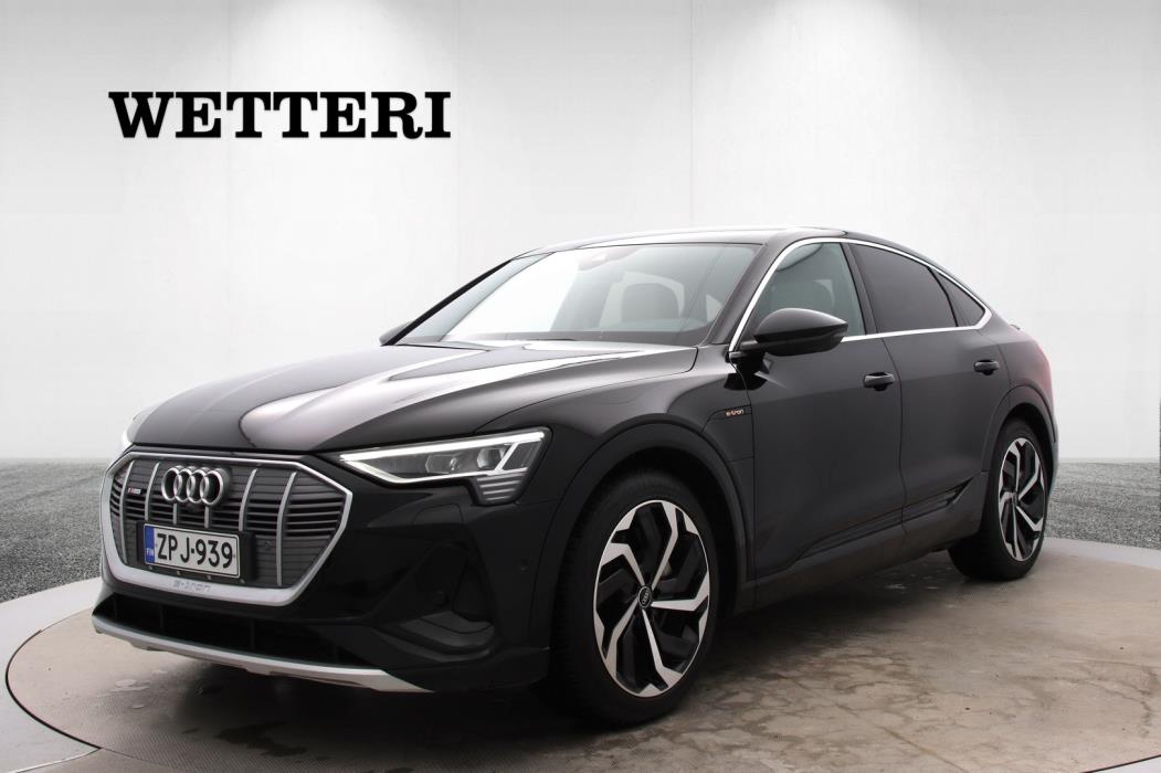 AUDI e-tron 2022