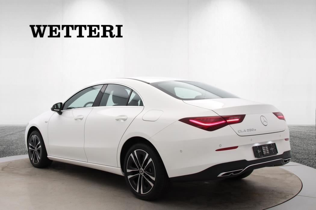 MERCEDES-BENZ CLA 2025