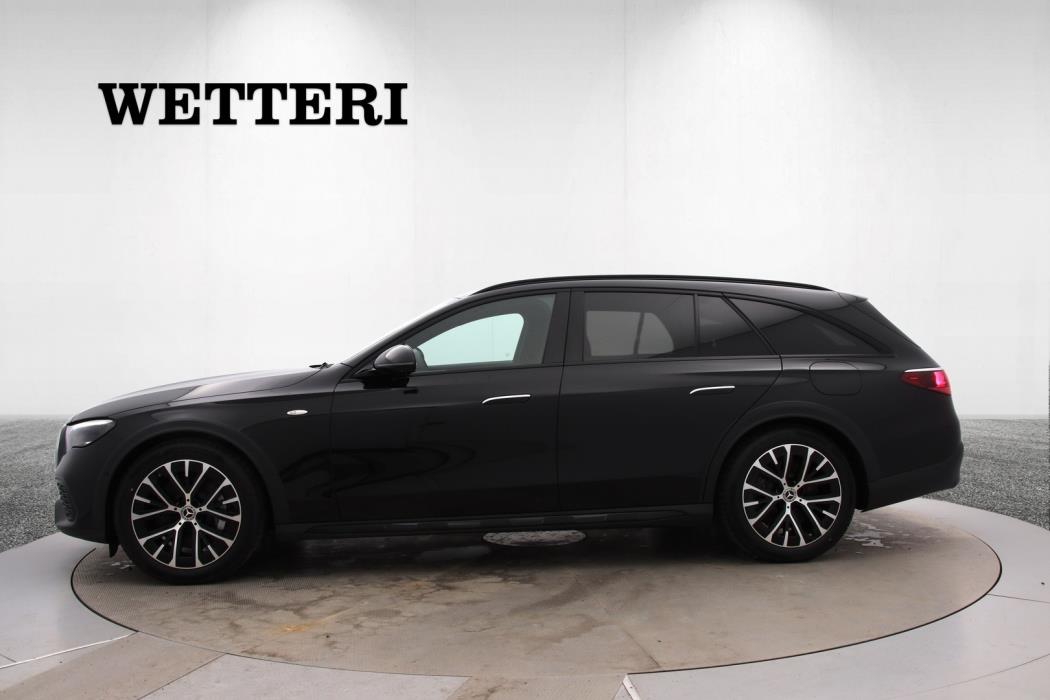 MERCEDES-BENZ E 2026