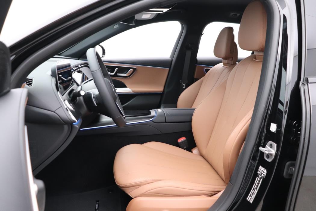 MERCEDES-BENZ E 2026