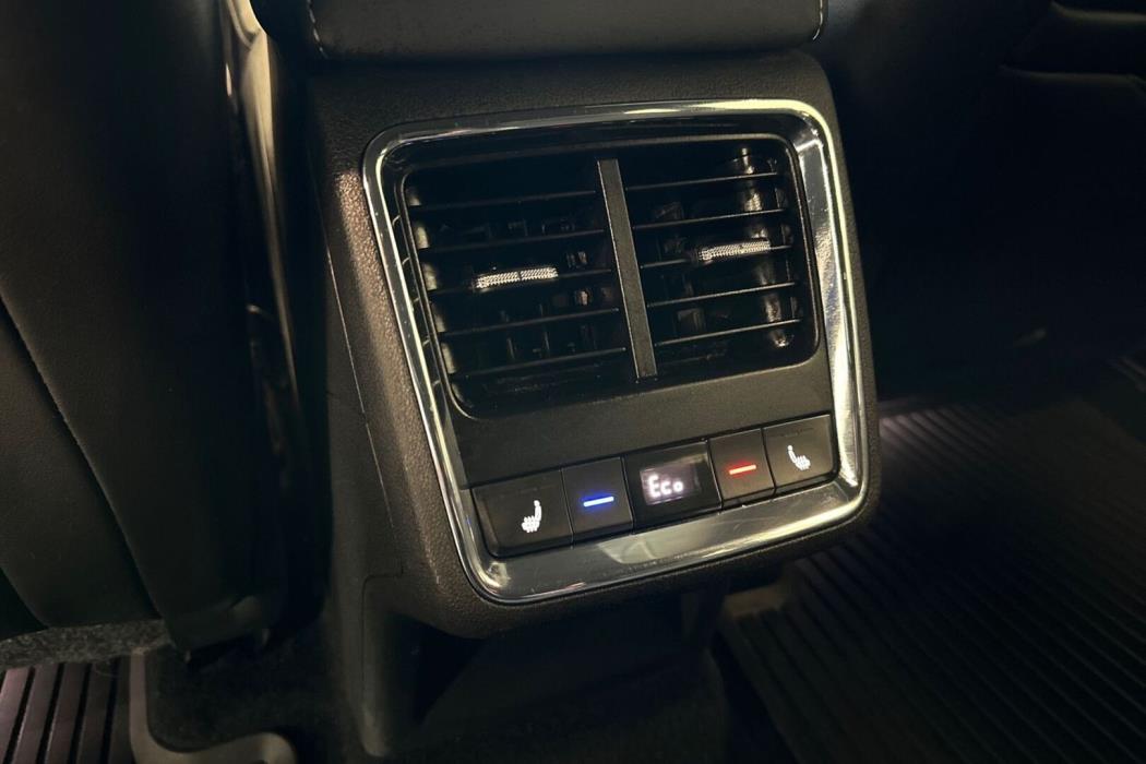 SKODA Enyaq 2022