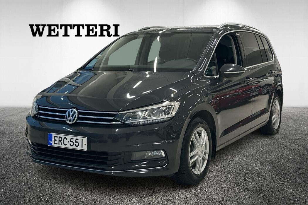 VOLKSWAGEN Touran 2019