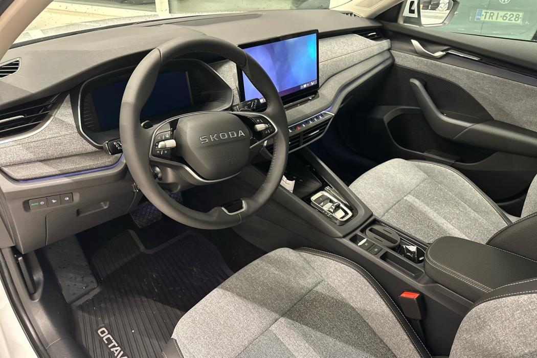 SKODA Octavia 2025