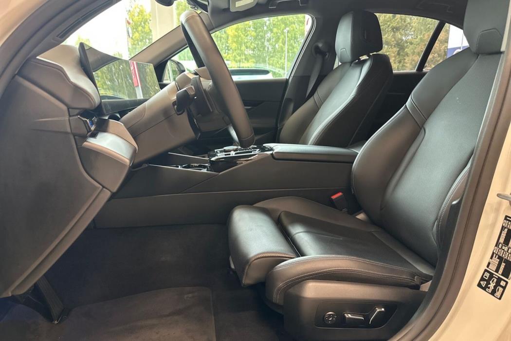 BMW 520 2024