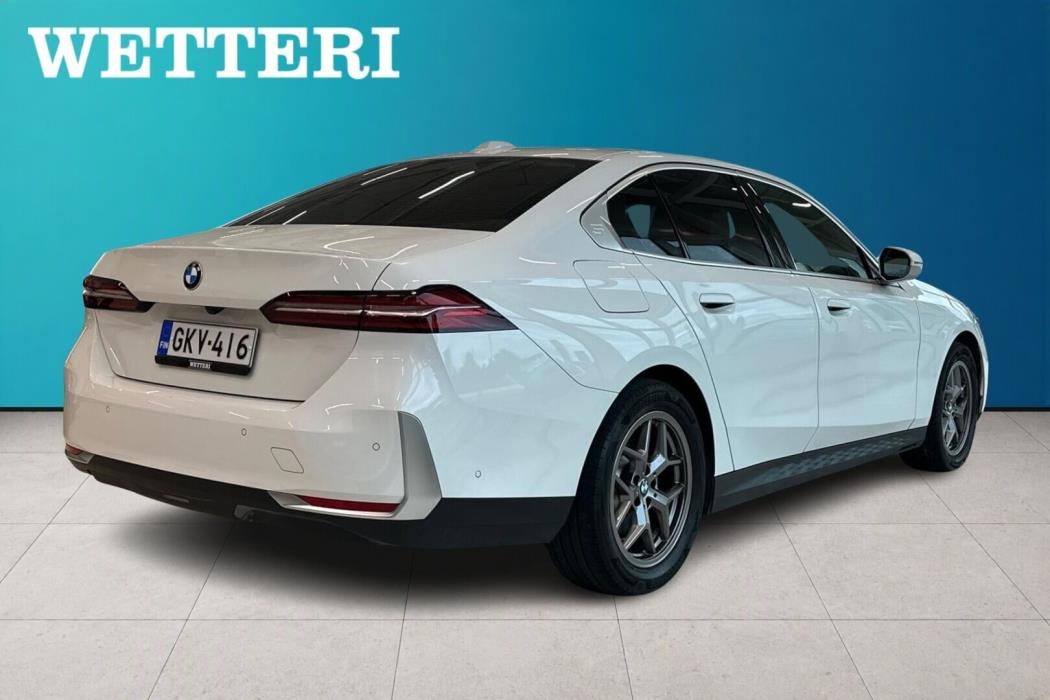 BMW 520 2024