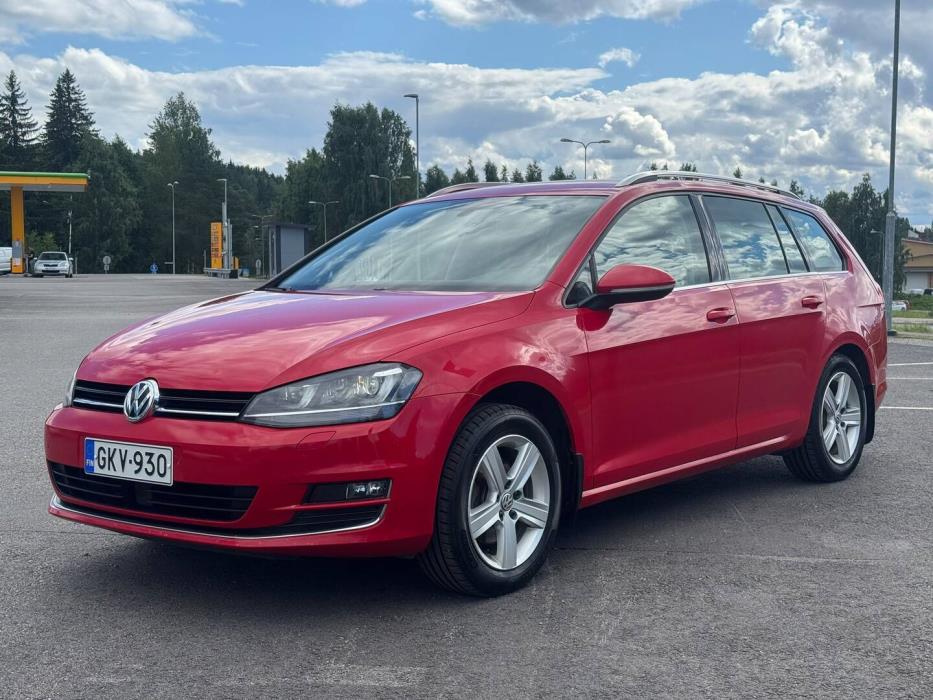VOLKSWAGEN Golf 2013