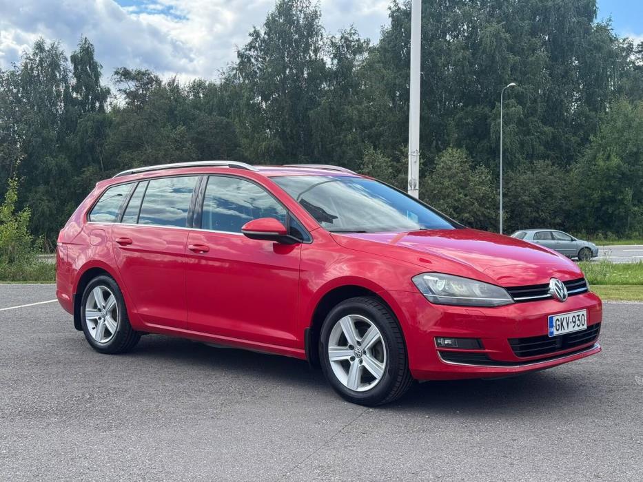 VOLKSWAGEN Golf 2013