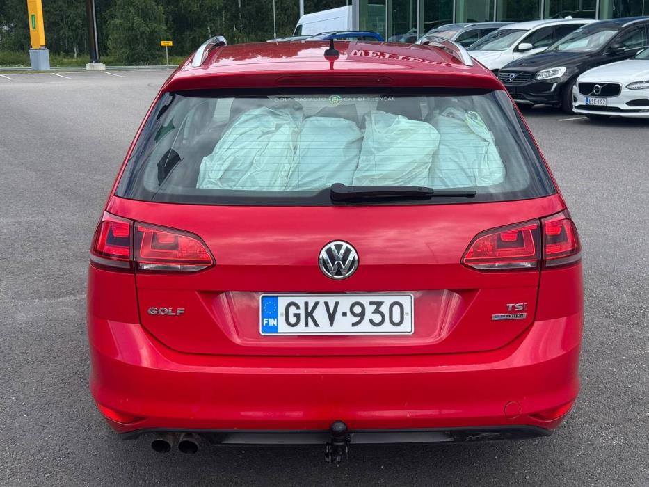VOLKSWAGEN Golf 2013