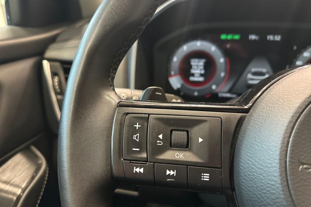 NISSAN Qashqai 2024